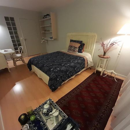 Homestay Rooms Paris Porte De Versailles Екстер'єр фото