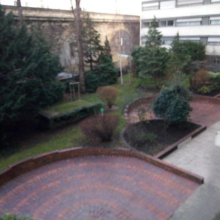 Homestay Rooms Paris Porte De Versailles Екстер'єр фото